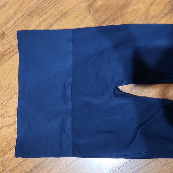 SPANX‎ leggings - Picture 2 of 4